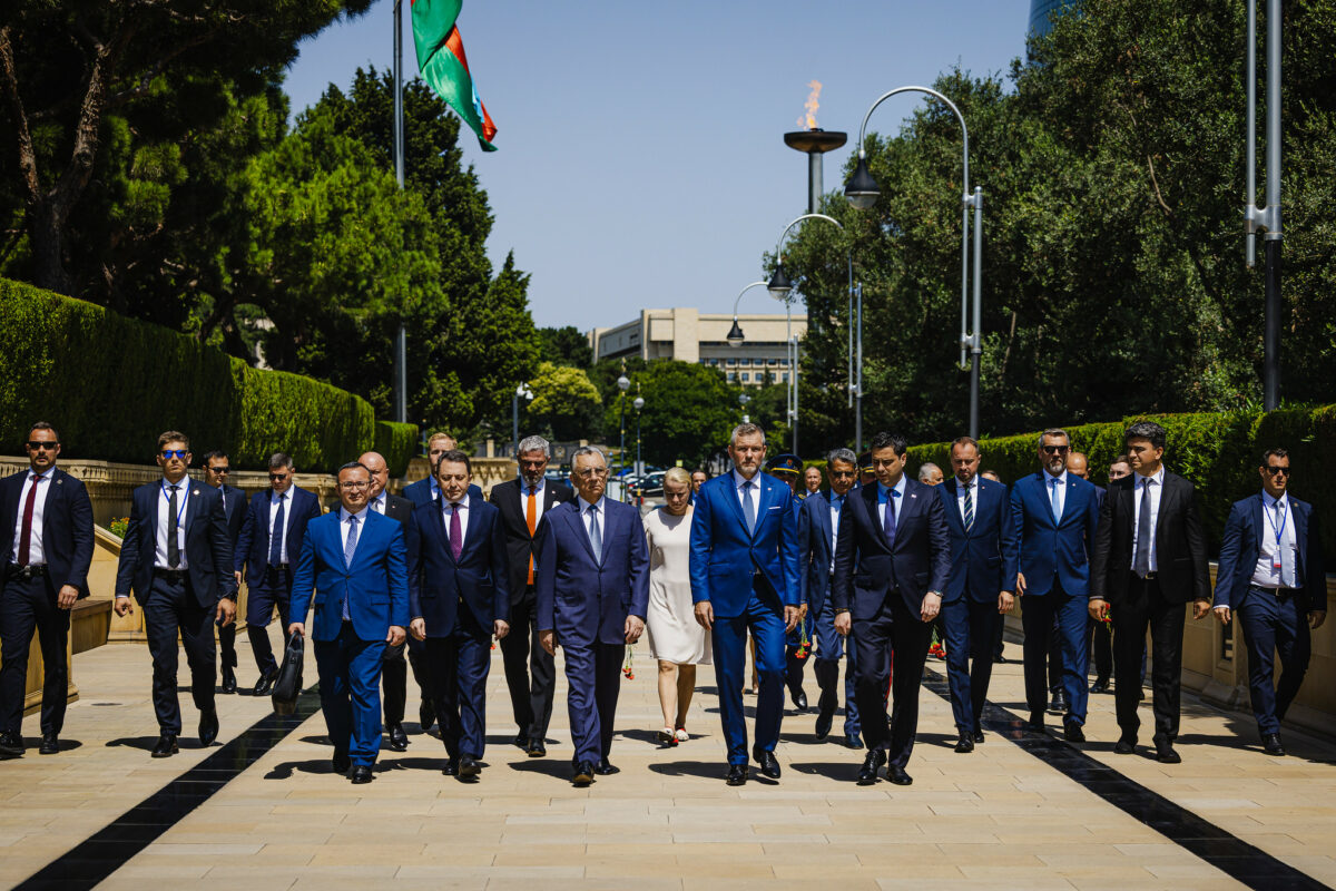 Prezident Pellegrini rokoval v Azerbajdžane o energetike a investíciách