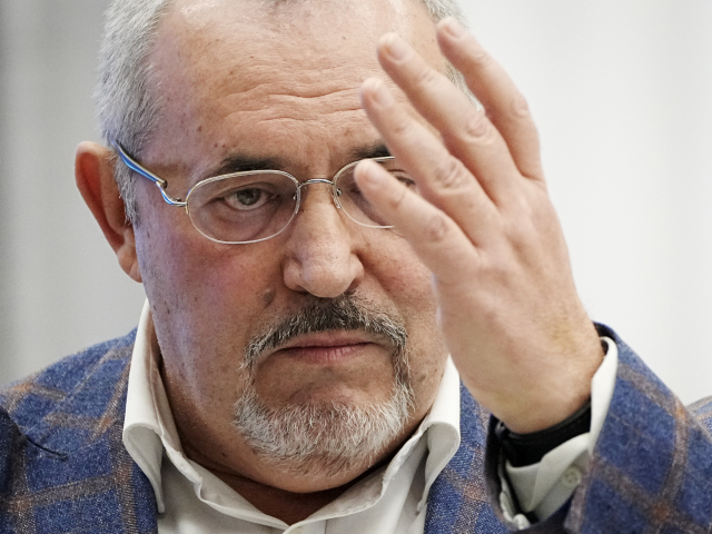 Ruský opozičný politik Boris Nadeždin odstupuje z volieb do Štátnej dumy
