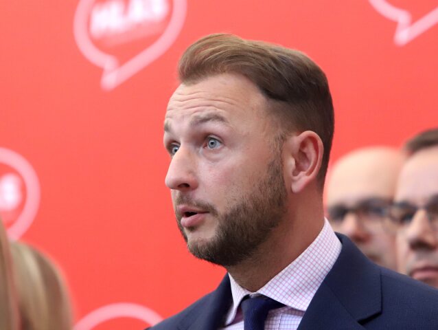 Šutaj Eštok kritizuje referendum a žiada ospravedlnenie od Demokratov