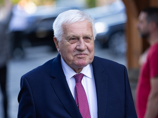 Václav Klaus ostro kritizoval migráciu a ľudské práva v diskusii