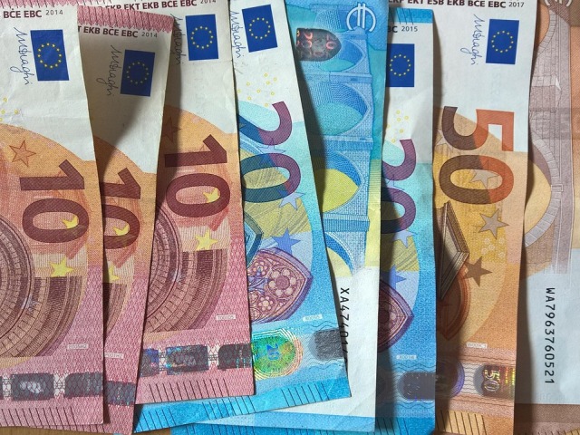Štvrtina Slovákov nezvládne nečakaný výdavok 461 eur