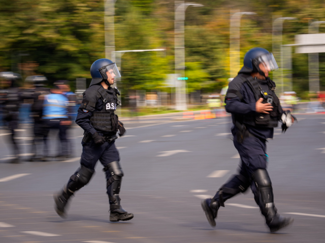 Útok mačetou na škole v Rumunsku: prezident vyzýva na bezpečnostné opatrenia