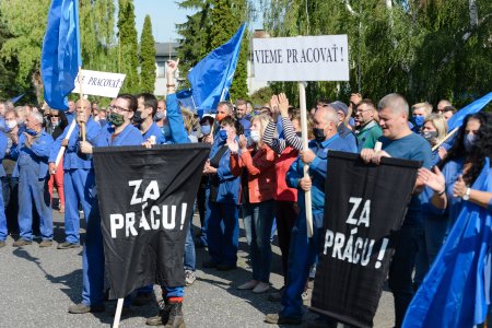 Vláda plánuje zrušiť transakčnú daň až od roku 2028